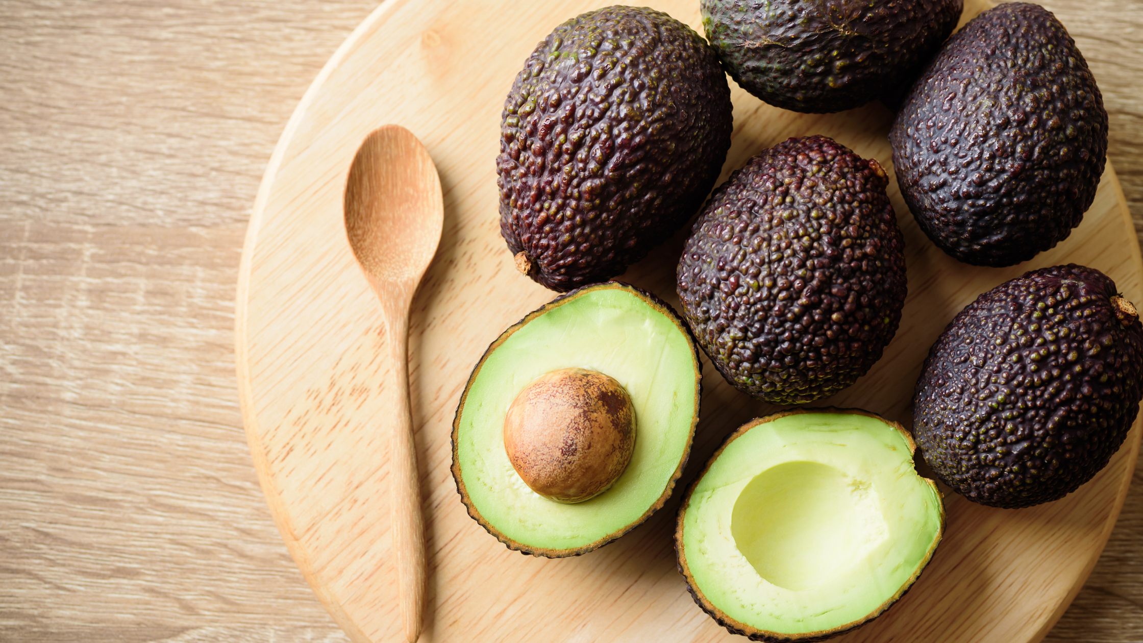 Comment utiliser l’avocat pour nourrir vos cheveux en profondeur ?