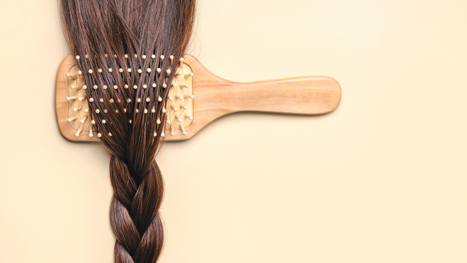 Les coiffures protectrices : alliées des cheveux sains