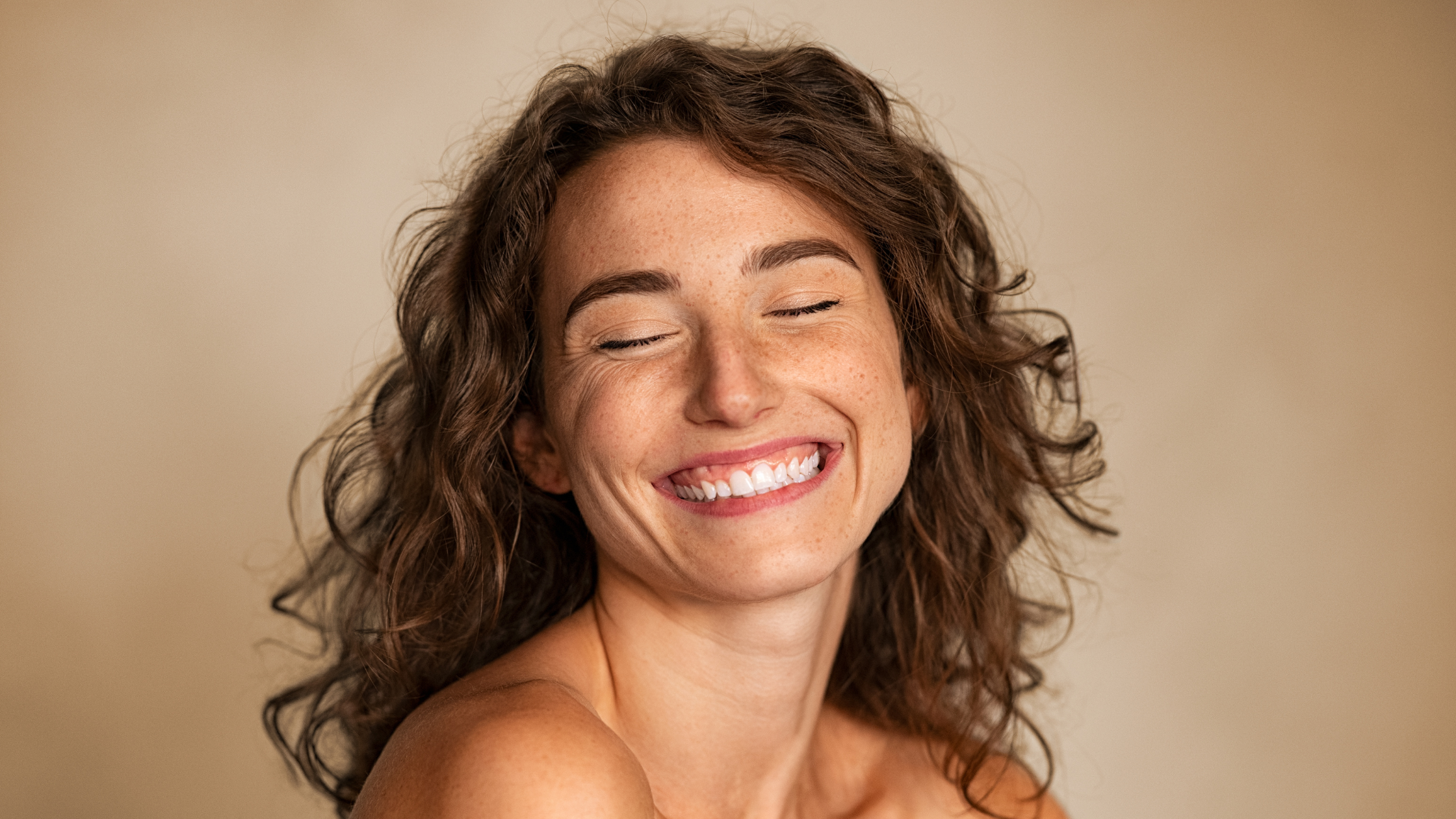 Pourquoi nos cheveux reflètent notre personnalité (et ce qu’ils disent vraiment de nous) 👀